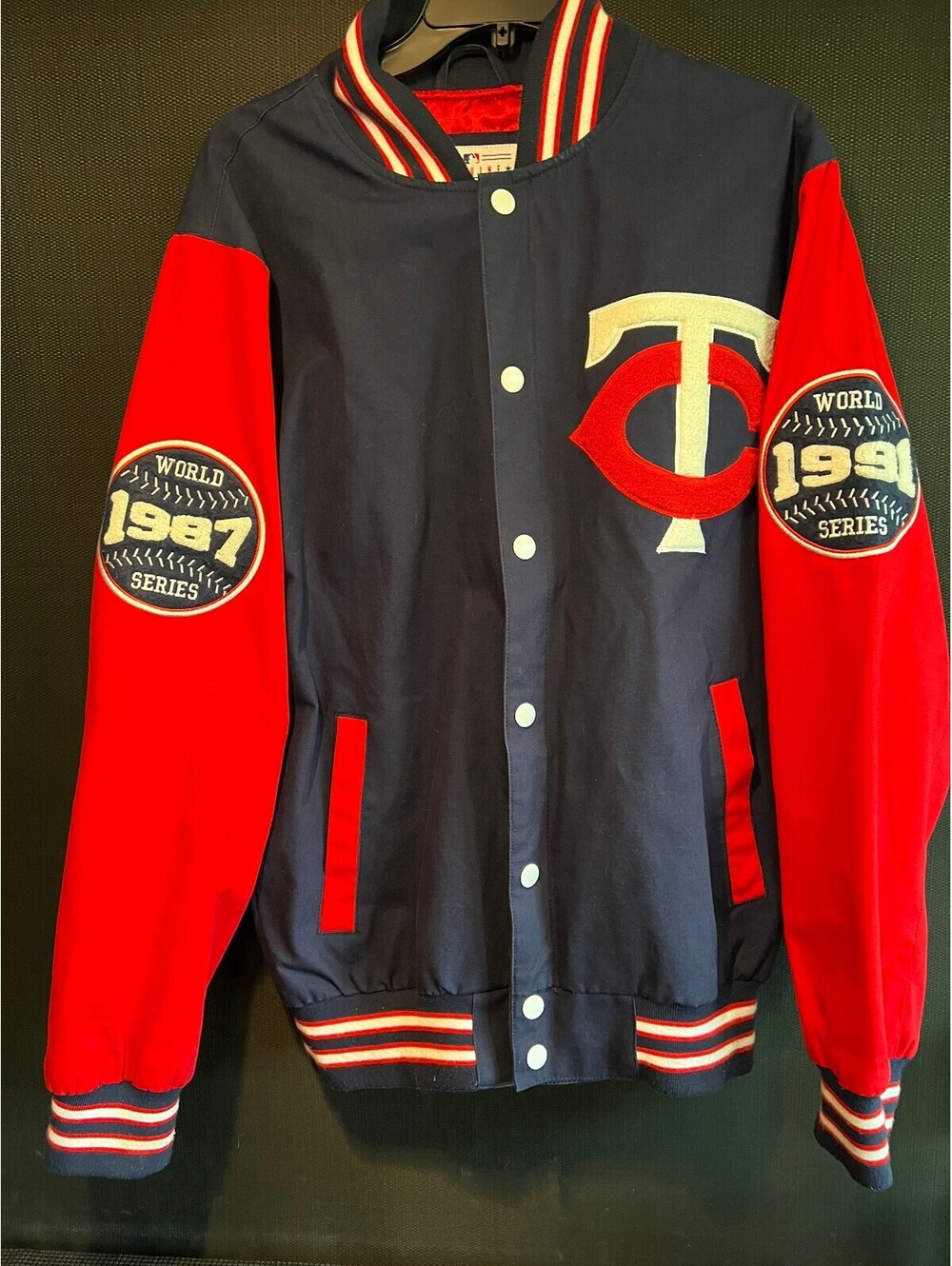 Minnesota Twins World Series Champion Jacket Medium
